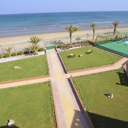 Resort Sur Beach Holiday Екстериор снимка