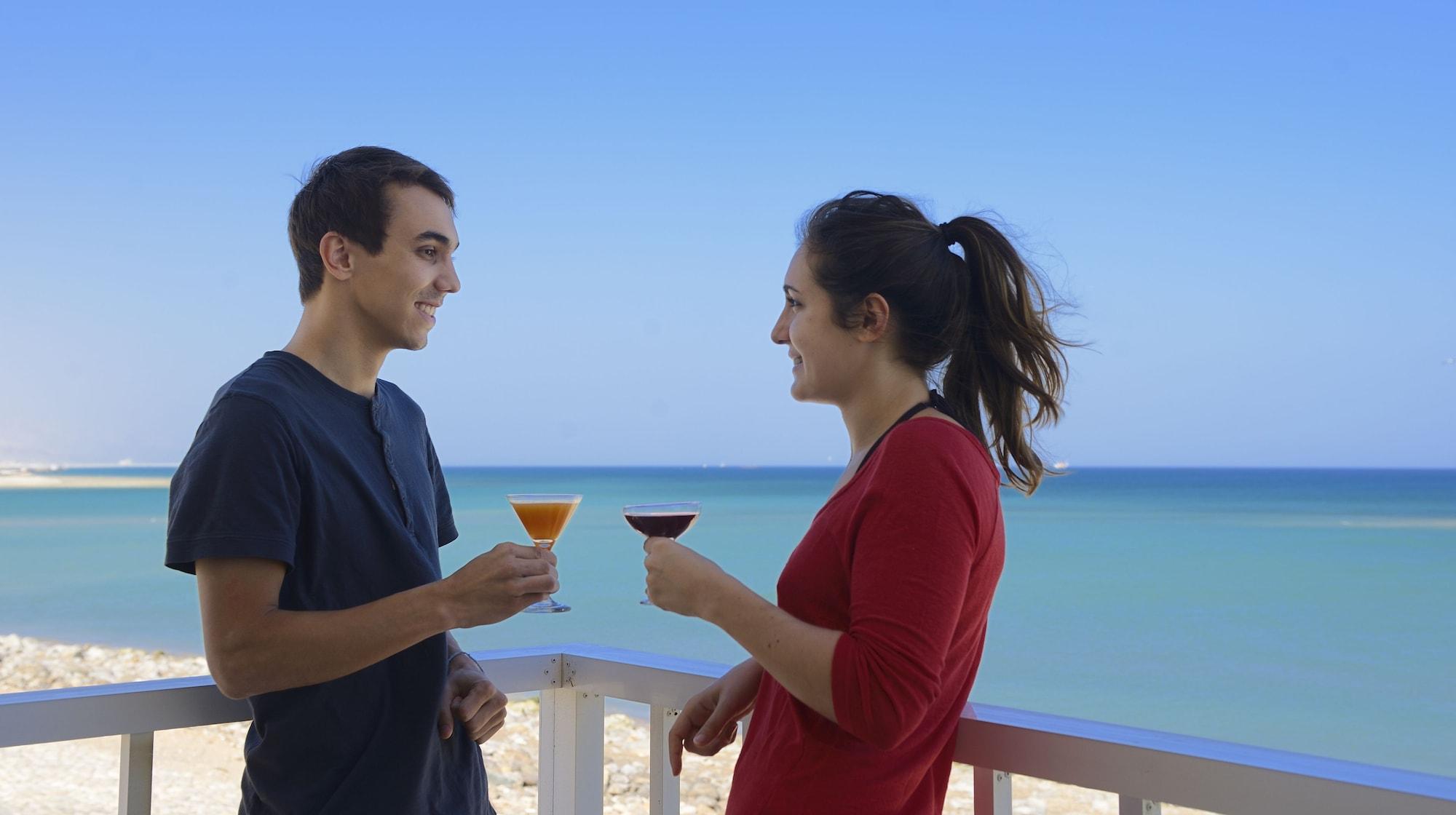Resort Sur Beach Holiday Екстериор снимка