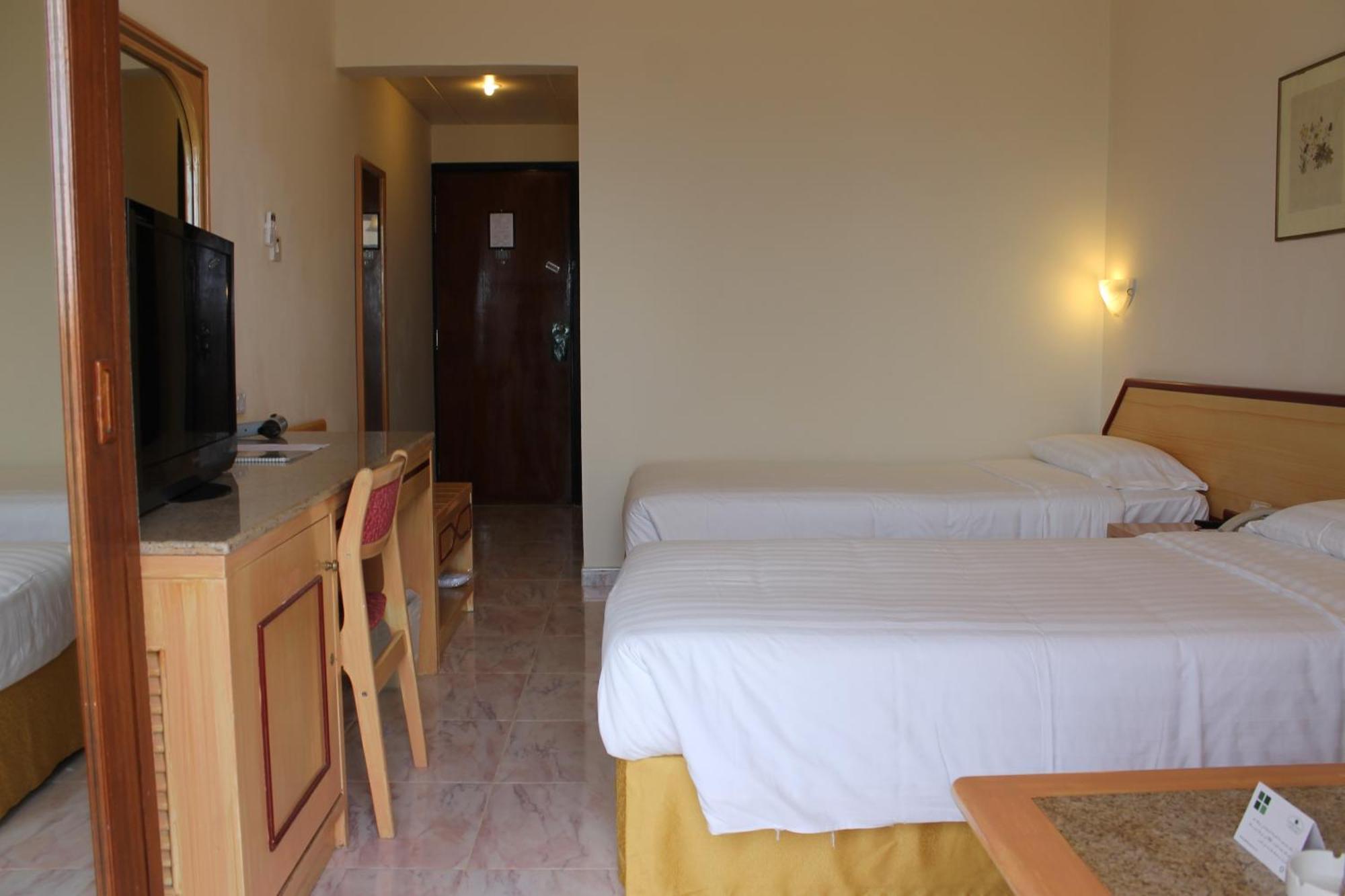 Resort Sur Beach Holiday Стая снимка