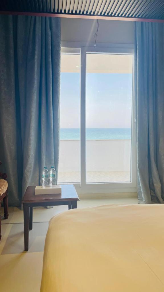 Resort Sur Beach Holiday Екстериор снимка