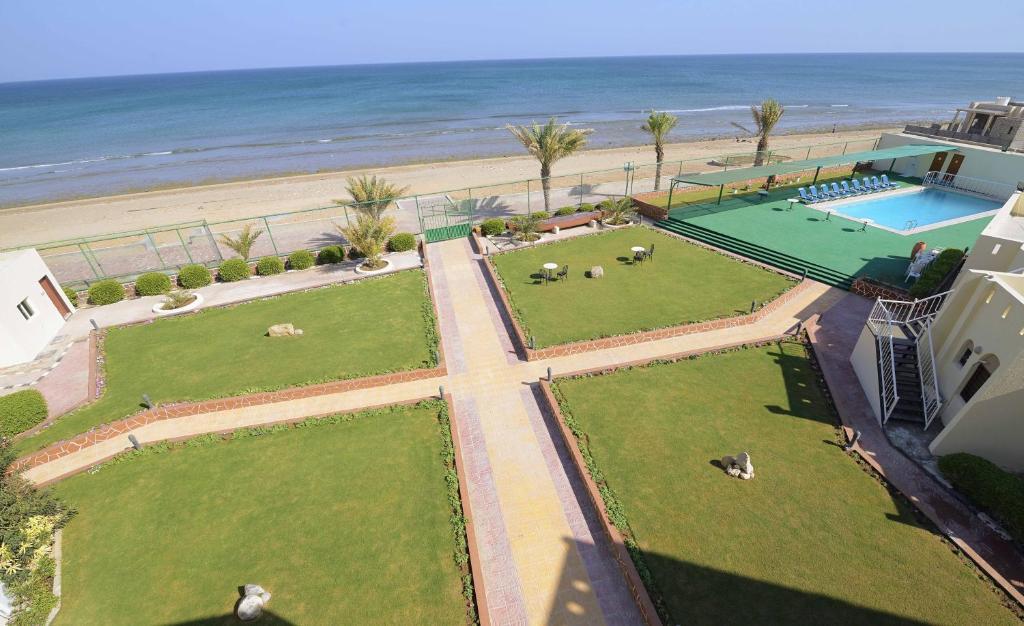 Resort Sur Beach Holiday Екстериор снимка