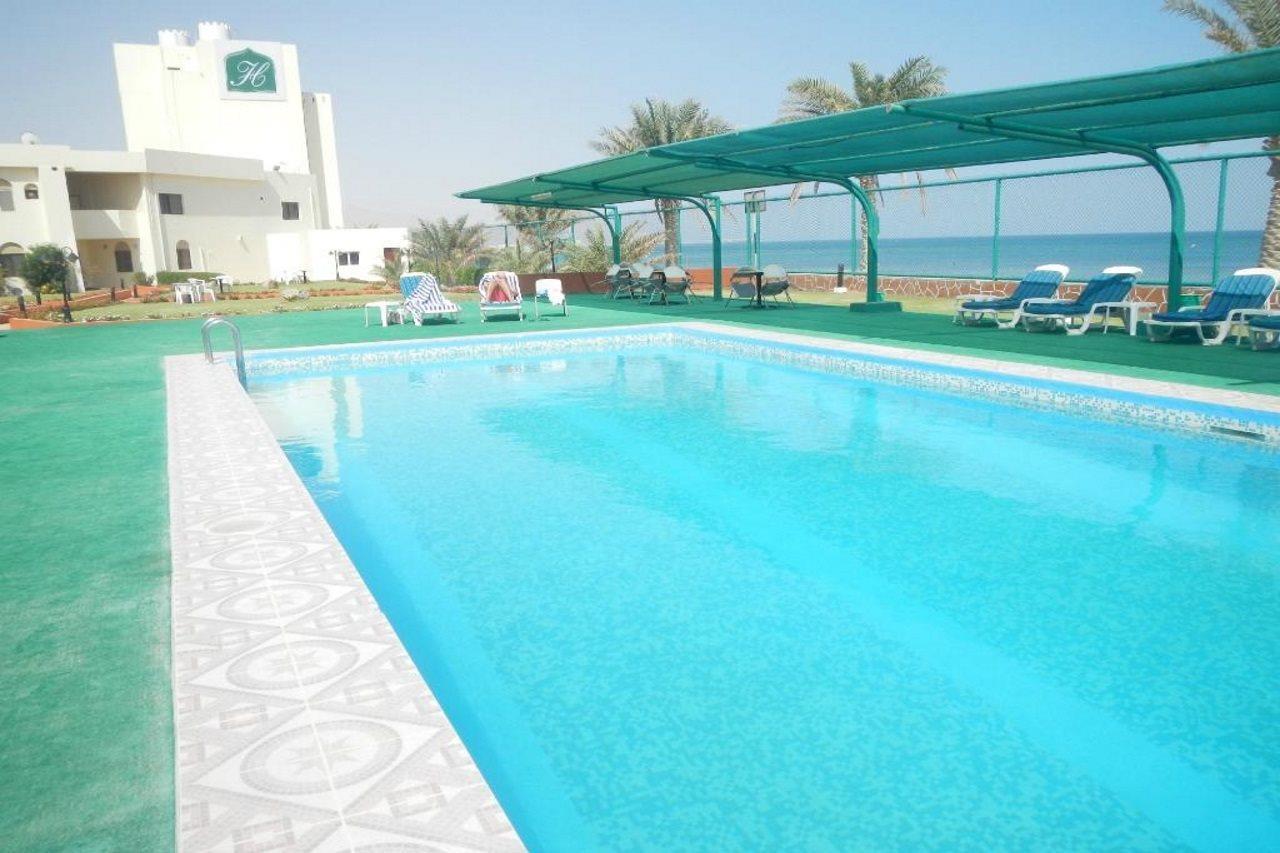 Resort Sur Beach Holiday Екстериор снимка